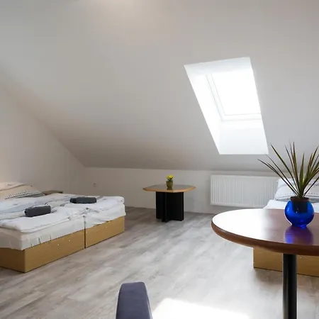 Appartement Stara Brusirna à Šatov Extérieur photo