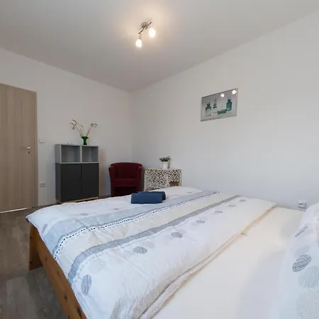 Appartement Stara Brusirna à Šatov Extérieur photo