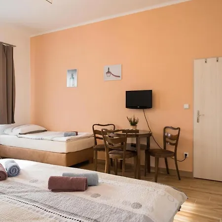 Appartement Stara Brusirna à Šatov Extérieur photo
