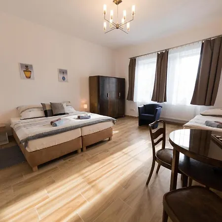 Appartement Stara Brusirna à Šatov Extérieur photo
